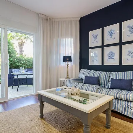Golden Elveria Apartman *